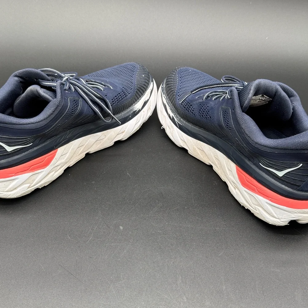 Hoka one bondi